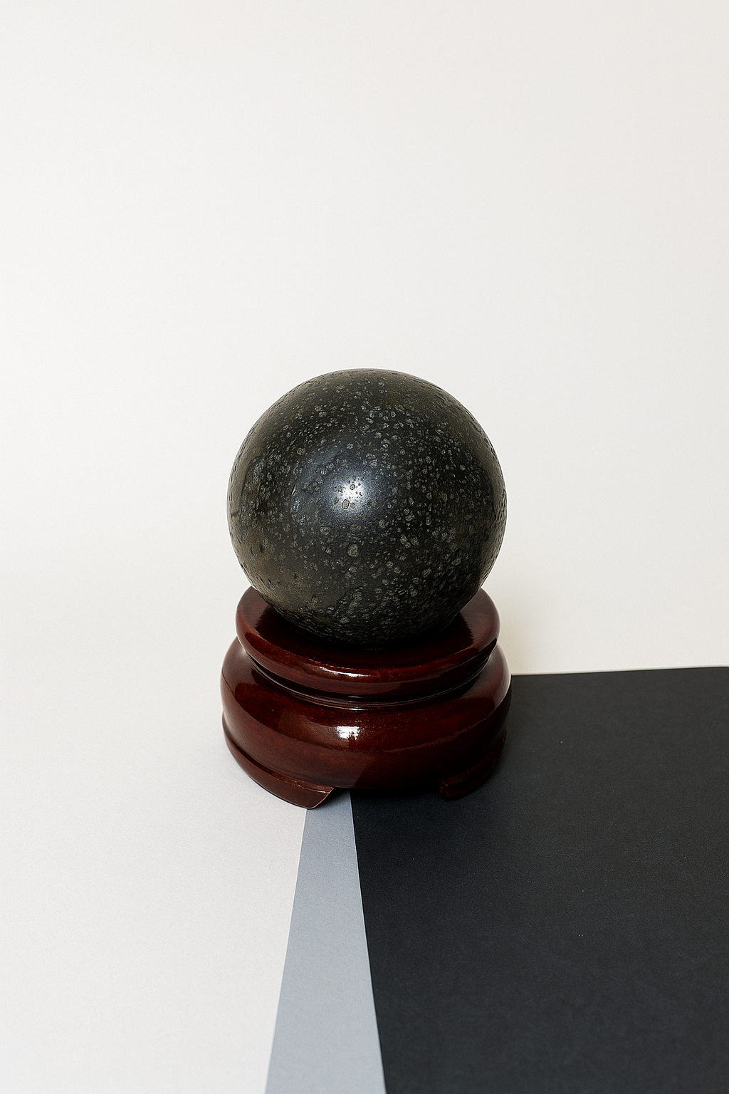 Esfera Pequeña de Piedra de Lava